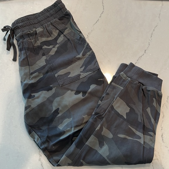 Splendid Women’s Jogger - Picture 2 of 5